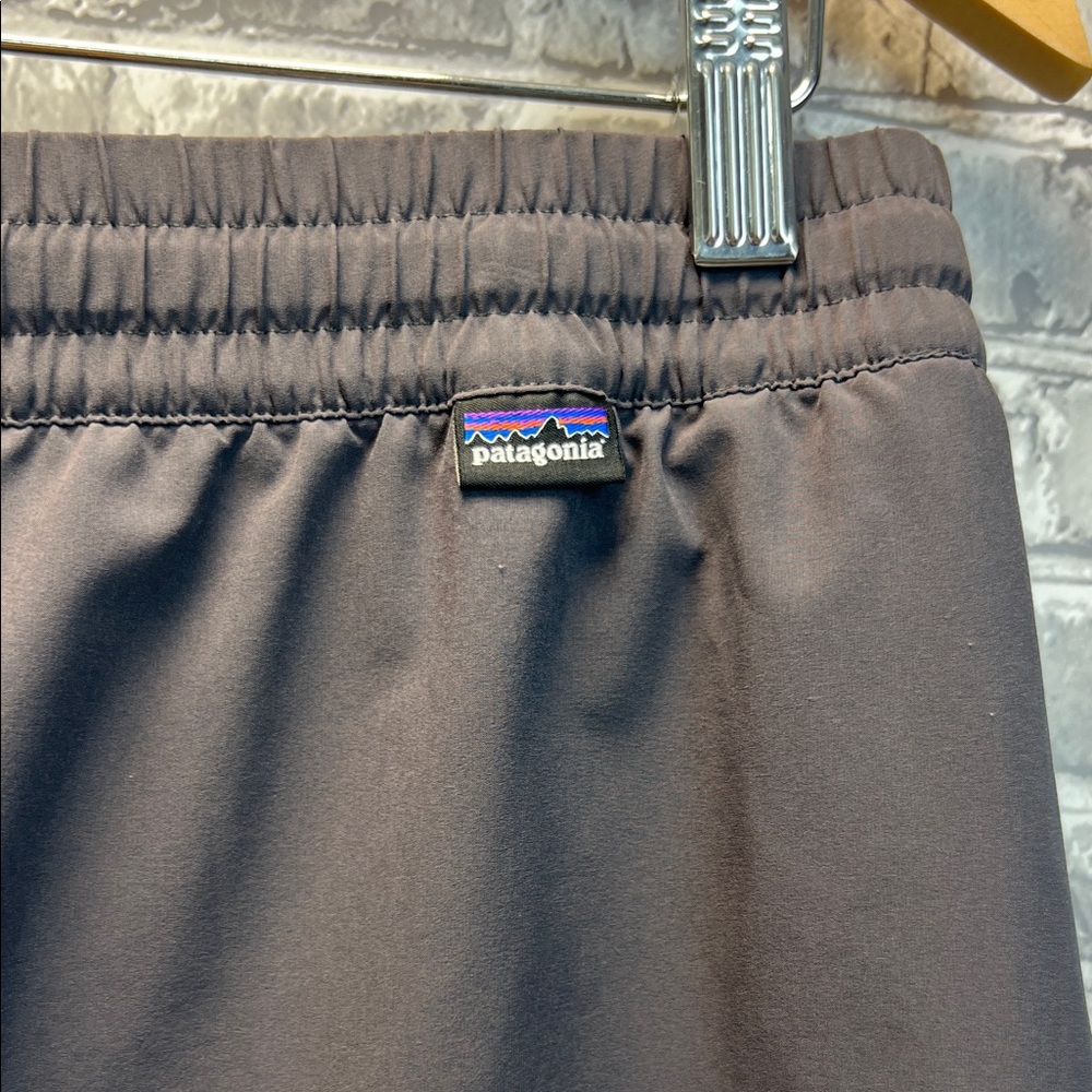Patagonia Charcoal Elastic Waist Skorts